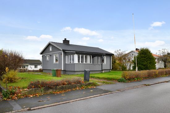 Villa, Fredriksbergsvägen 21, Fredriksberg, Falköping