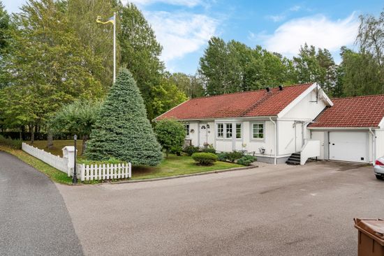 Villa, Skärv Björklyckan 2, Skara