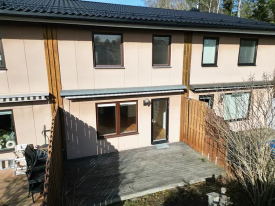 Villa, Radhus, Skattegårdsvägen 234, Vällingby - Vinsta, Stockholm