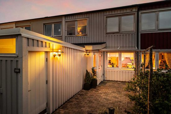 Villa, Radhus, Kaprifolvägen 48, Hammerö, Kungsbacka