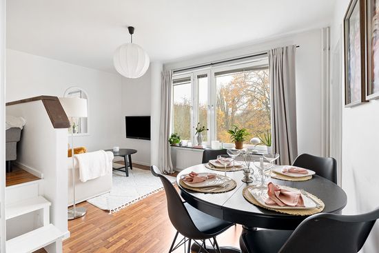 Bostadsrätt, Månadsvägen 72, Jakobsberg, Järfälla