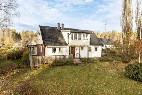 Villa, Parkvägen 24, Norra Skogen, Karlsborg