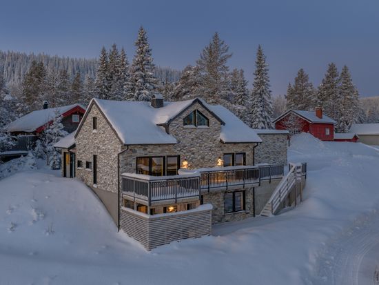 Fritidshus, Olarsängen 111, Sälfjällstorget, Lindvallen, Malung-Sälen