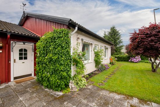 Villa, Radhus, Harkvägen 7, Skinnskatteberg