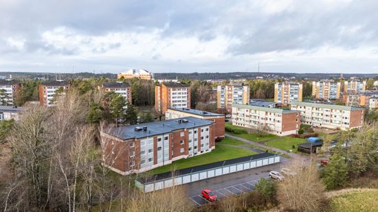 Bostadsrätt, Karlstorpsvägen 121, Karlstorp, Trollhättan