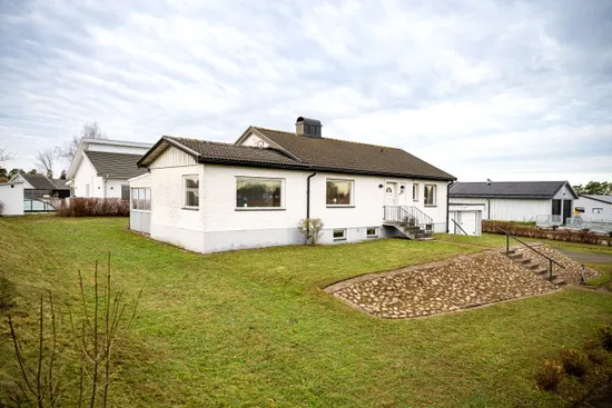 Villa, Kung Nils väg 45, Vä, Kristianstad