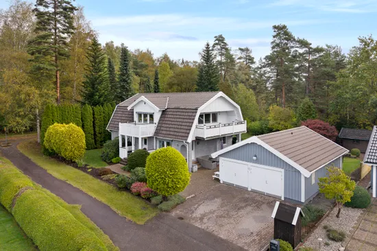 Villa, Kristiansandsvägen 21, Skogshöjden, Trollhättan