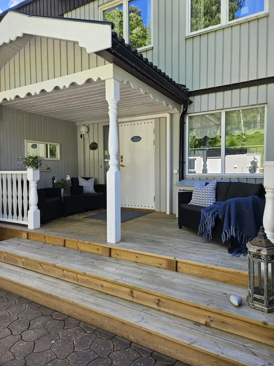 Villa, Radhus, Hovgårdsvägen 12, Stjärnhov, Gnesta