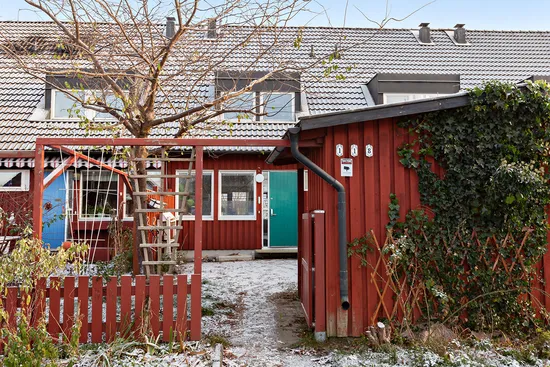 Radhus, Timotejvägen 118, Rotebro / Gillbo, Sollentuna