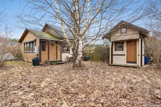 Fritidshus, Ärtvägen 14, Aspvik kolonistugeområde, Upplands-Bro