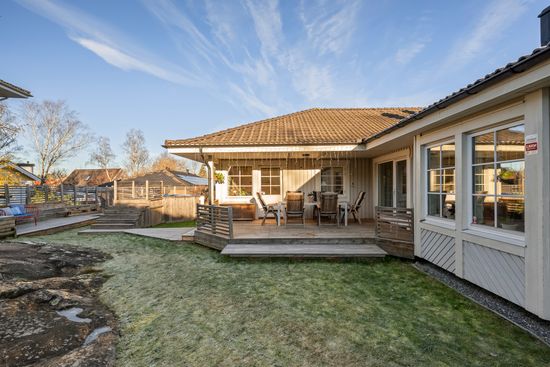 Villa, Myntvägen 18B, Skälby, Järfälla