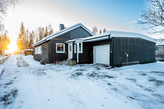 Villa, Egnahemsvägen 29, Björkmansheden, Gällivare