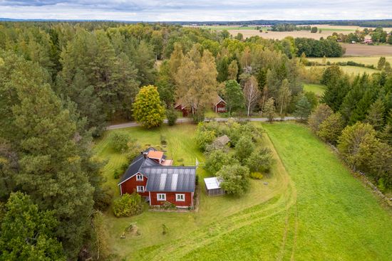 Gård/Skog, Bäcken Bohult 871, Hallsberg