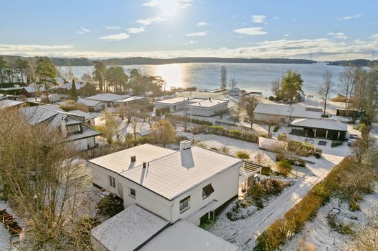 Villa, Strandvägen 31, Bålsta Fånäs, Håbo