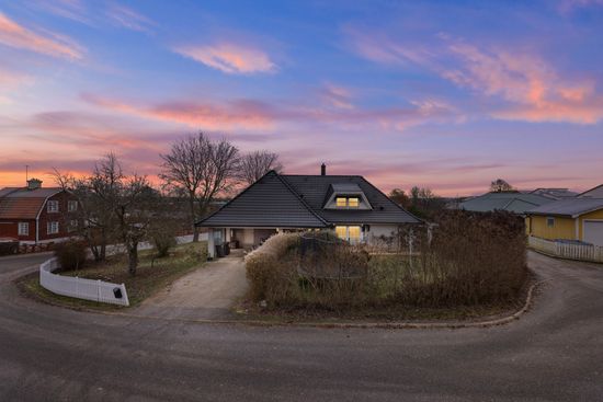 Villa, Violstigen 1, Märsta - Arenberga, Sigtuna