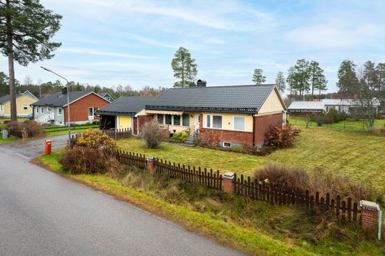 Villa, Strålvägen 16, Sörberge, Timrå