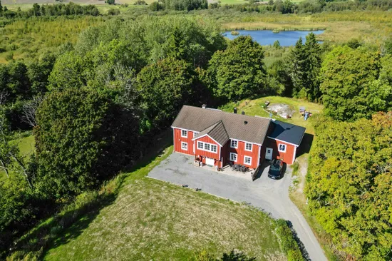 Gård/Skog, Kvilundavägen 31, Kvilunda, Norrtälje