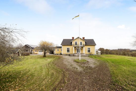 Villa, Älunda Mörbyhus, Hållsta, Eskilstuna