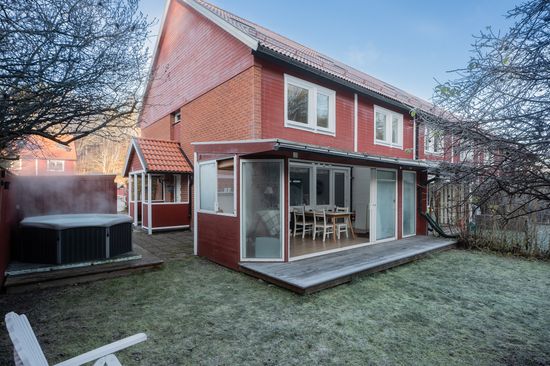 Radhus, Önnemovägen 136, Tullinge Parkhem, Botkyrka