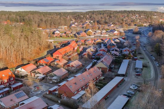 Radhus, Önnemovägen 136, Tullinge Parkhem, Botkyrka