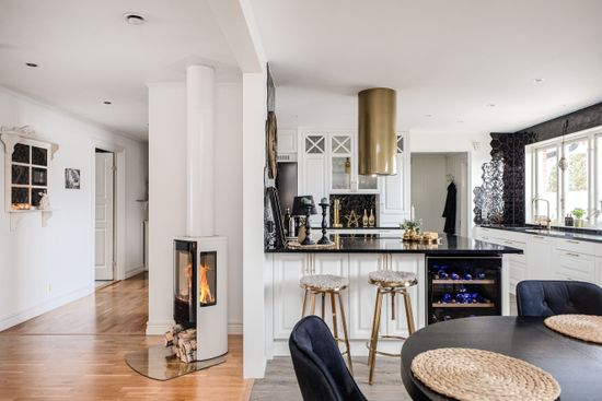 Villa, Radhus, Slåtterblomsgatan 15, Munksundet, Enköping