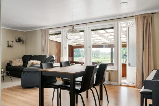 Villa, Åkravägen 16, Bettna, Flen