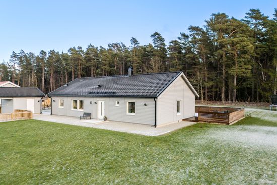 Villa, Västerhejde Stenstuguvägen 10, Västerhejde - Visby Närområde, Gotland