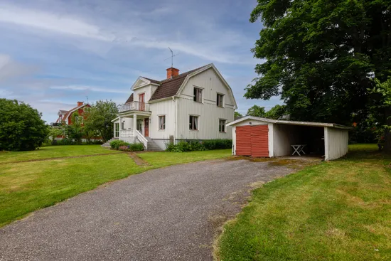 Villa, Askersvägen 13, Asker, Örebro