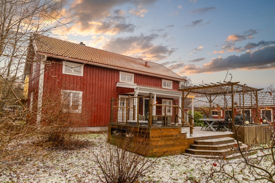 Villa, Fältvägen 11, Kristinehamn