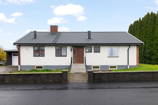 Villa, Trädgårdsgatan 13, Fjugesta, Lekeberg