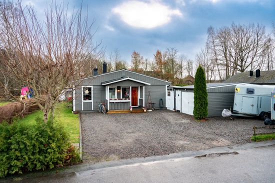 Villa, Parkgatan 33, Järpås, Lidköping