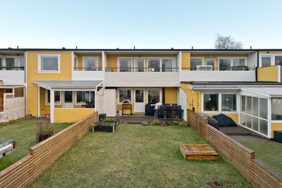 Villa, Radhus, Kråkbärsvägen 15C, Böleäng, Umeå