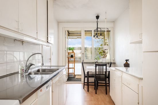 Bostadsrätt, Lövhagsgatan 71, Råby, Västerås