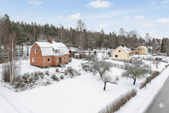 Villa, Svanäsvägen 18, Ärla, Eskilstuna