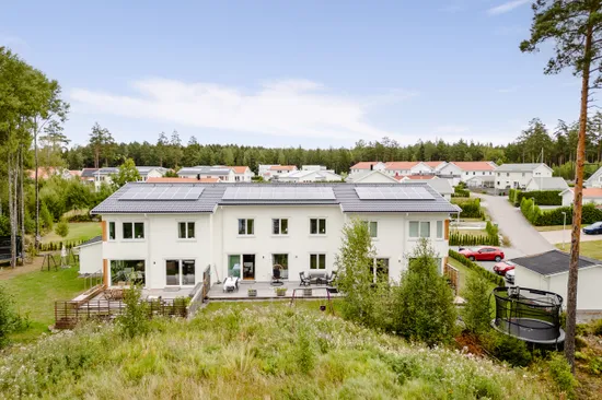 Bostadsrätt, Radhus, Klippervägen 1B - AVGIFTSFRITT I 3 MÅNADER, Bredsand, Enköping