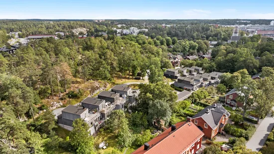 Bostadsrätt, Radhus, Ebbalundsvägen 15, Gustavsberg Höjdhagen, Värmdö