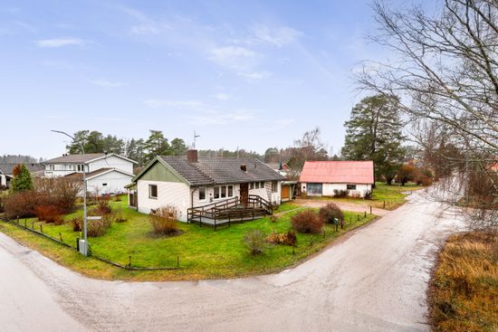 Villa, Ohlströms väg 1, Månkarbo, Tierp