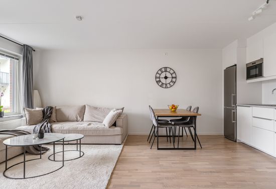 Bostadsrätt, Förrådsvägen 32, Centrala Huddinge, Huddinge