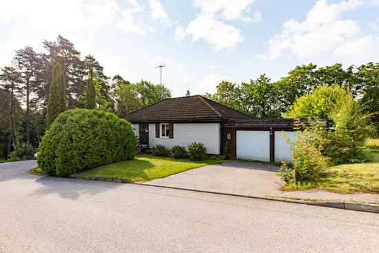 Villa, Sveavägen 18, Lustigkulla, Hallstahammar