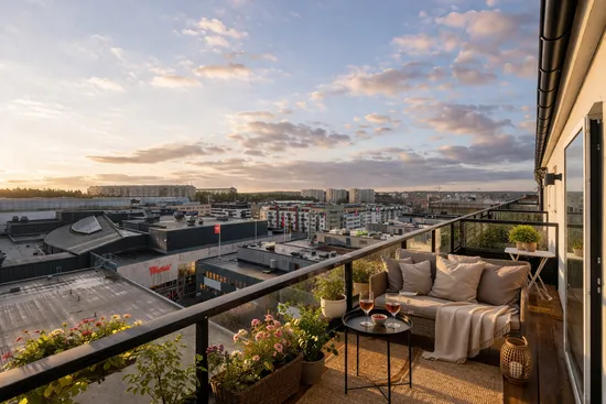 Bostadsrätt, Biblioteksgången 2 vån 8/8, Täby centrum, Täby