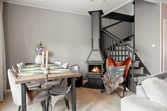 Villa, Radhus, Äppelblomsvägen 135, Torshäll, Värmdö