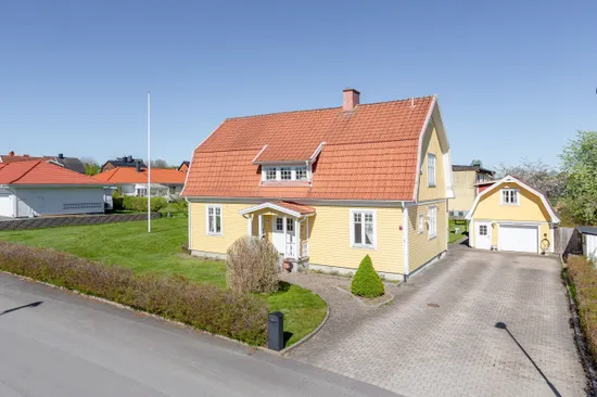 Villa, Sjöbylundsgatan 8, Åker, Nässjö