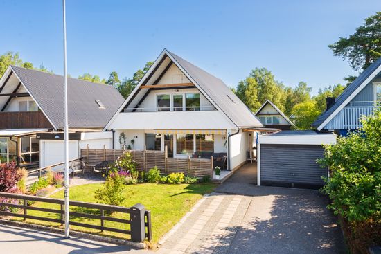 Radhus, Träsnittsvägen 5, Brunna - Kungsängen, Upplands-Bro