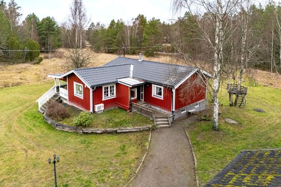 Fritidshus, Skogshöjdsvägen 8, Sollenkroka, Värmdö