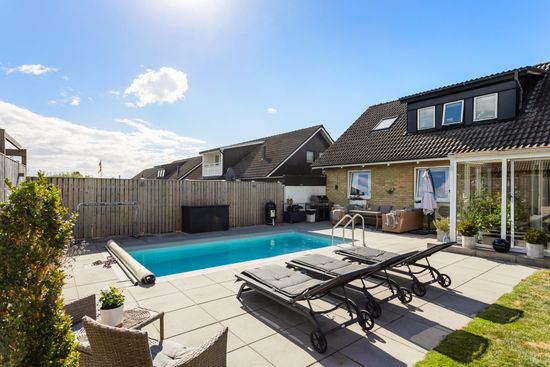 Radhus, Blåregnsvägen 8, Kyrkoköpinge, Trelleborg