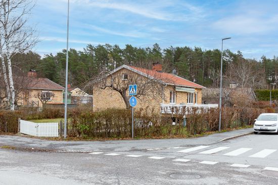 Villa, Stora Brännbovägen 24, Sigtuna