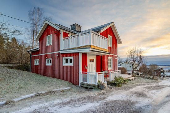 Villa, Kallkällgatan 4, Fagervik, Timrå