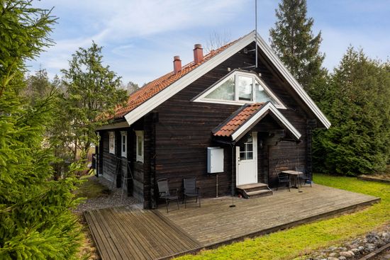 Villa, Operettvägen 12, Huddinge