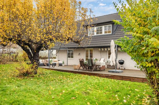 Villa, Dukatvägen 7B, Skälby, Järfälla