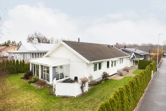 Villa, Holmvägen 12, Sunnersta, Uppsala